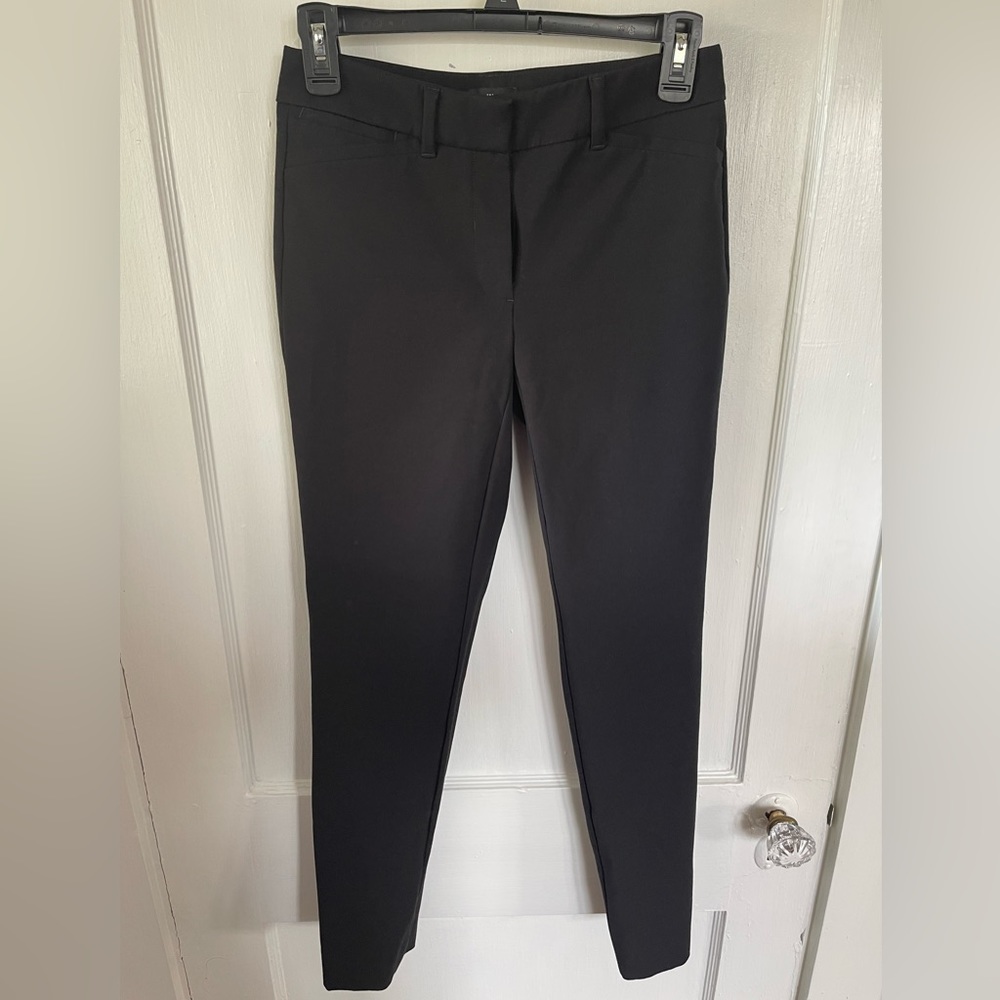 White House Black Market Slim Ankle Pant